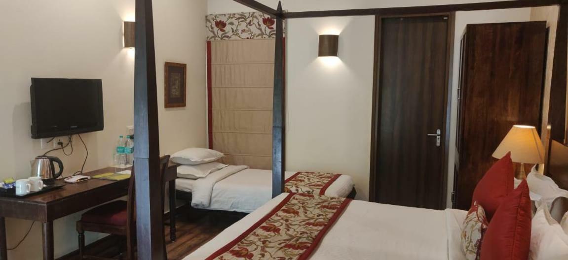 Devraj Niwas Hotel Jaipur Luaran gambar
